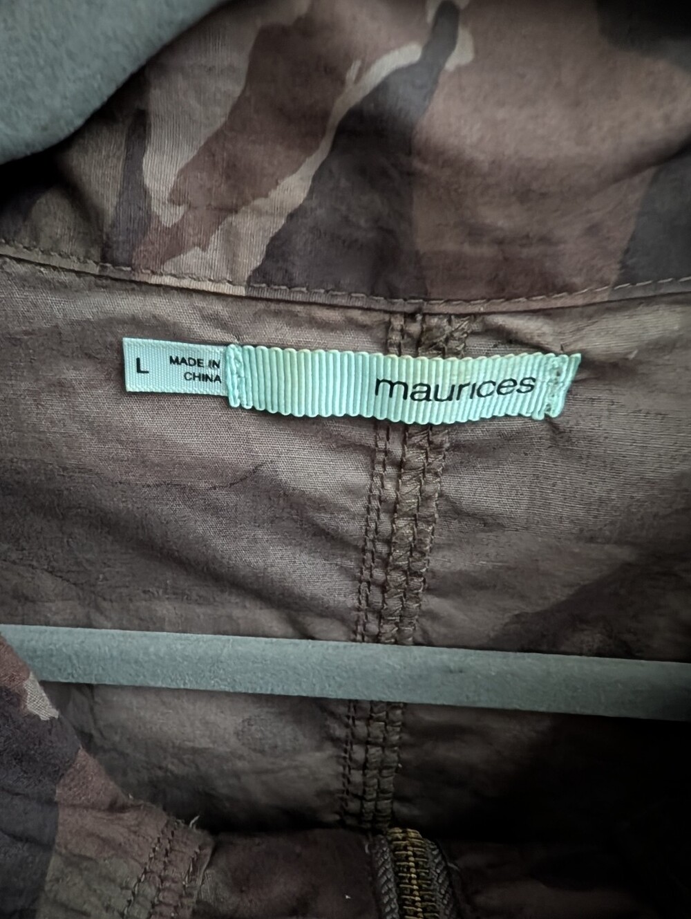Maurices Camo Utility Jacket Adjustable Sleeves Pockets Zip Snap Front. Large - Picture 3 of 8
